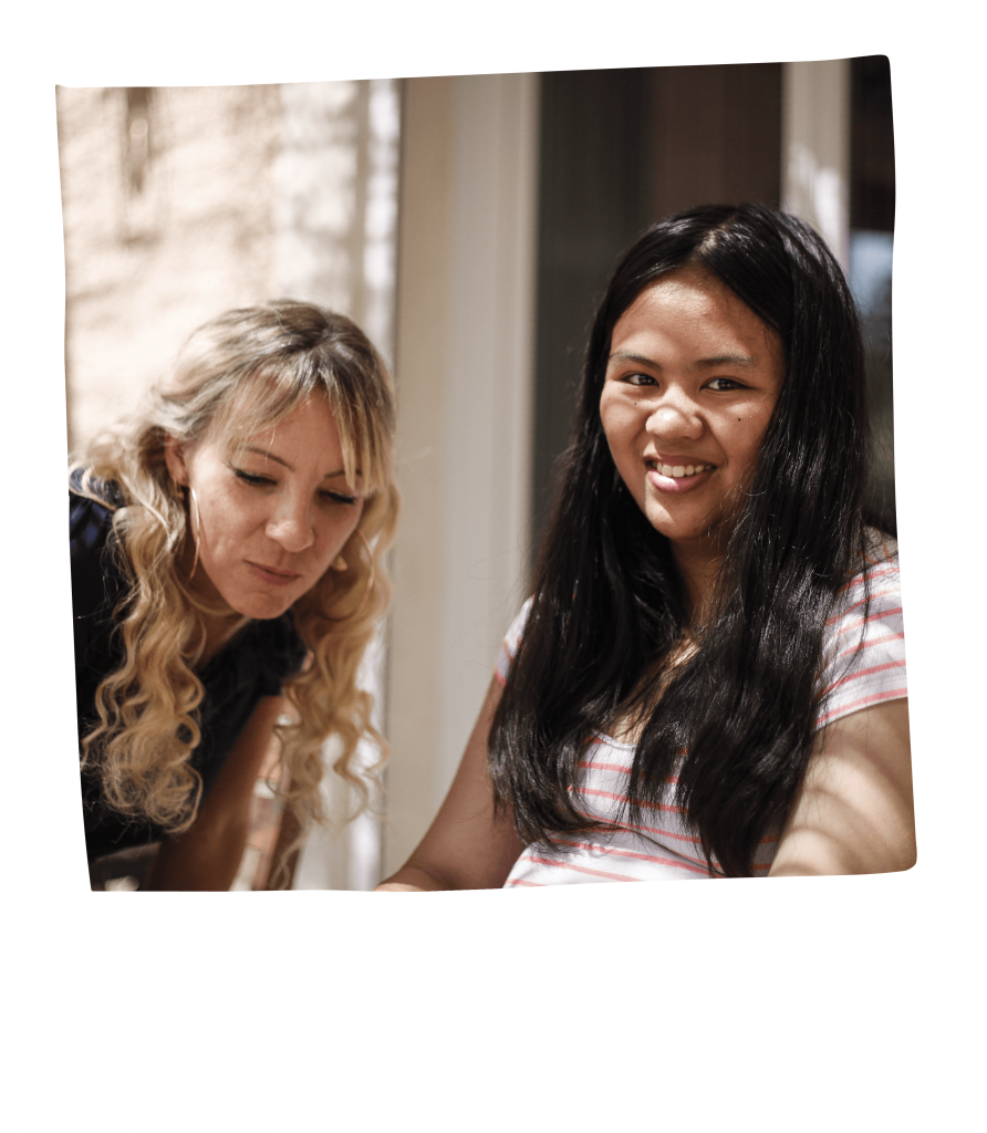 binôme filles sourires